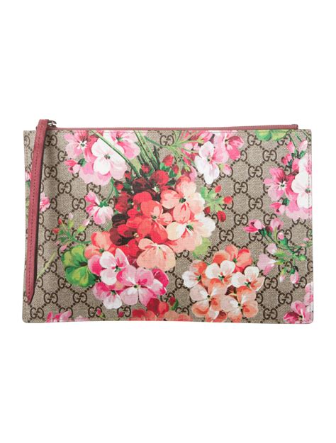 gucci bloom pattern|gucci blooms clutch.